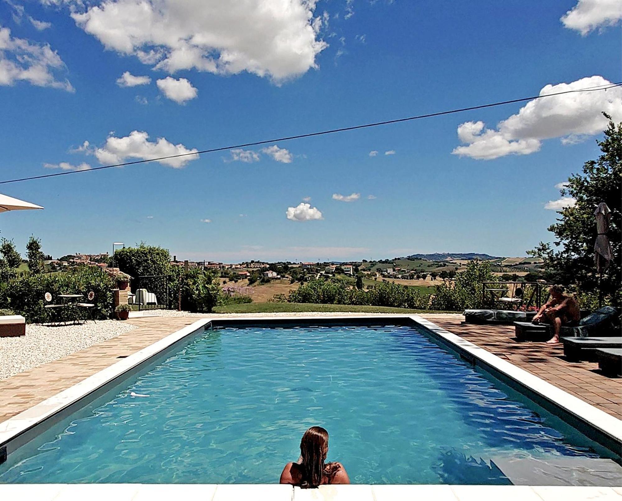 Bed And Breakfast La Vecchia Scuola Montefano Bagian luar foto